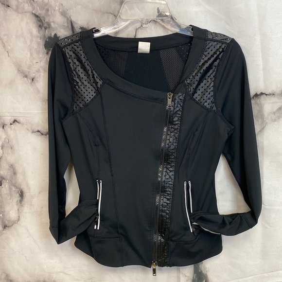 Zella Jackets & Blazers - Zella Black athletic jacket with thumbholes and mesh detail